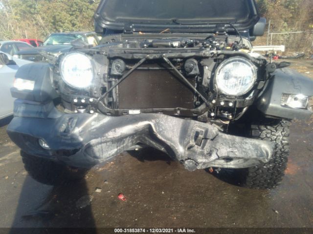 Photo 5 VIN: 1C4HJXDG7JW168541 - JEEP WRANGLER UNLIMITED 