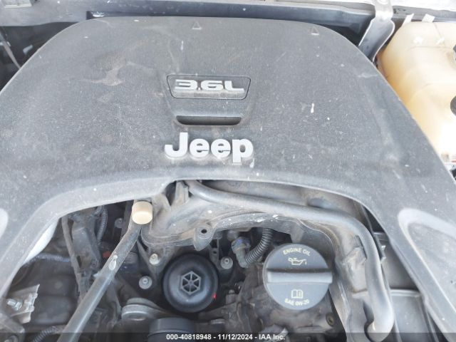 Photo 9 VIN: 1C4HJXDG7JW278361 - JEEP WRANGLER 