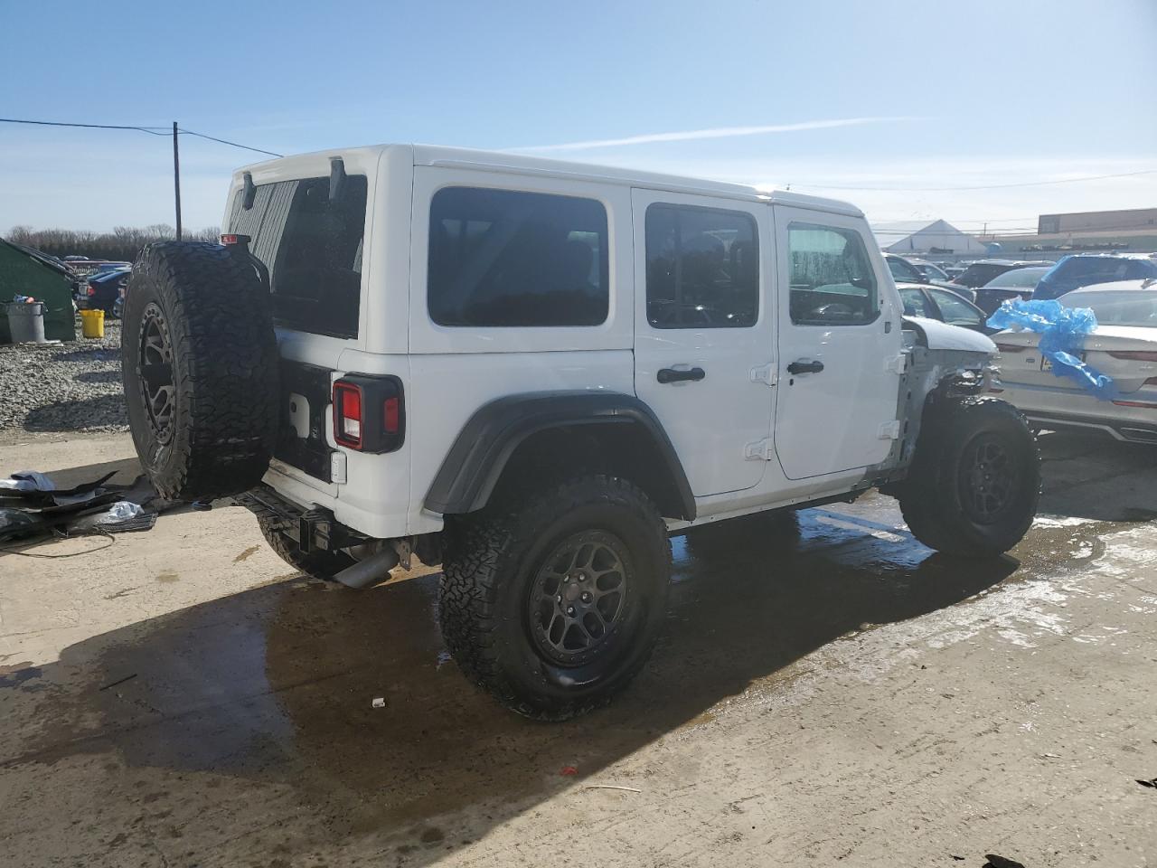 Photo 2 VIN: 1C4HJXDG7NW252672 - JEEP WRANGLER 