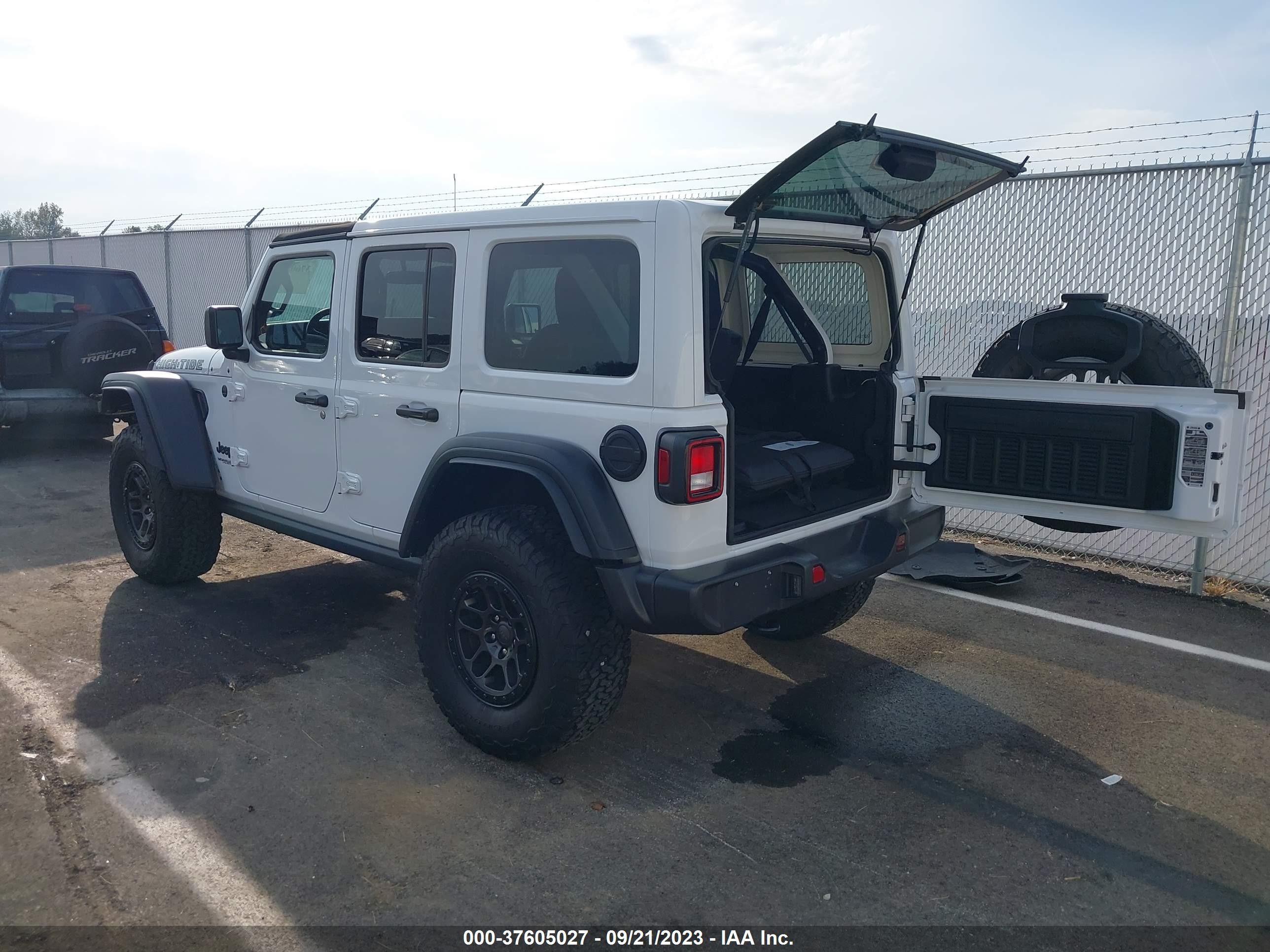 Photo 2 VIN: 1C4HJXDG7NW254079 - JEEP WRANGLER 