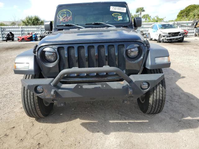 Photo 4 VIN: 1C4HJXDG8JW112804 - JEEP WRANGLER 