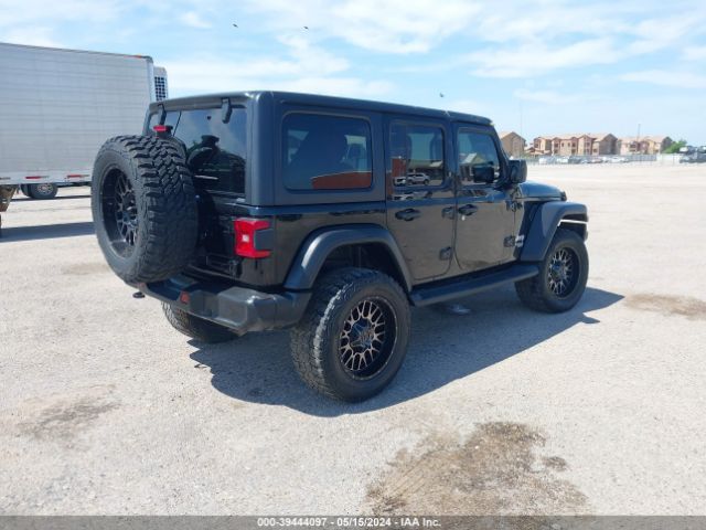 Photo 3 VIN: 1C4HJXDG8JW114682 - JEEP WRANGLER UNLIMITED 