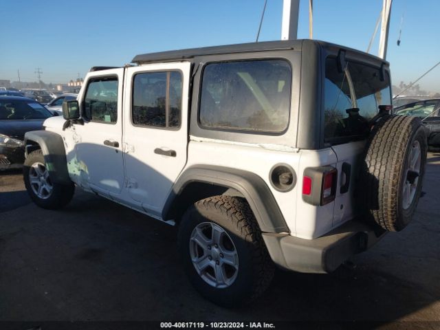 Photo 2 VIN: 1C4HJXDG8JW134740 - JEEP WRANGLER 