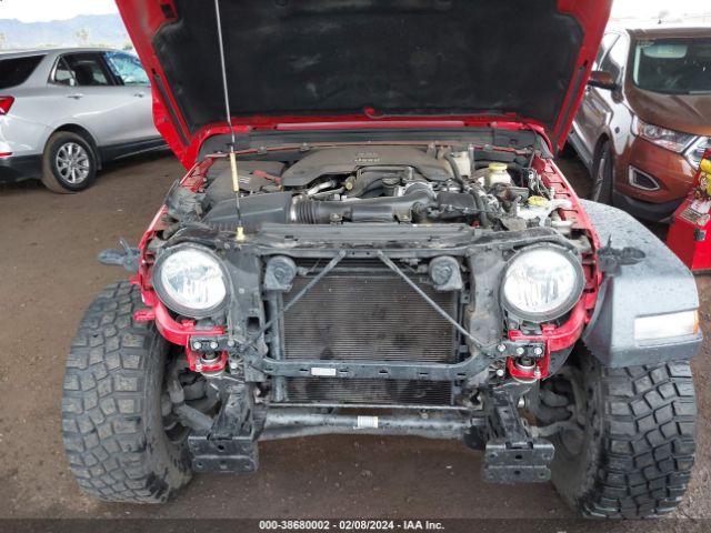 Photo 9 VIN: 1C4HJXDG8JW147942 - JEEP WRANGLER UNLIMITED 