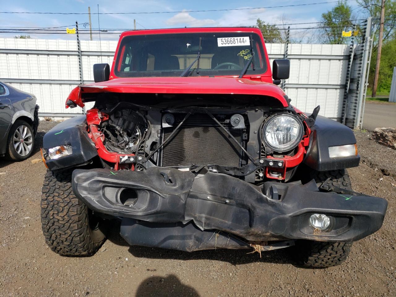 Photo 4 VIN: 1C4HJXDG8JW183940 - JEEP WRANGLER 