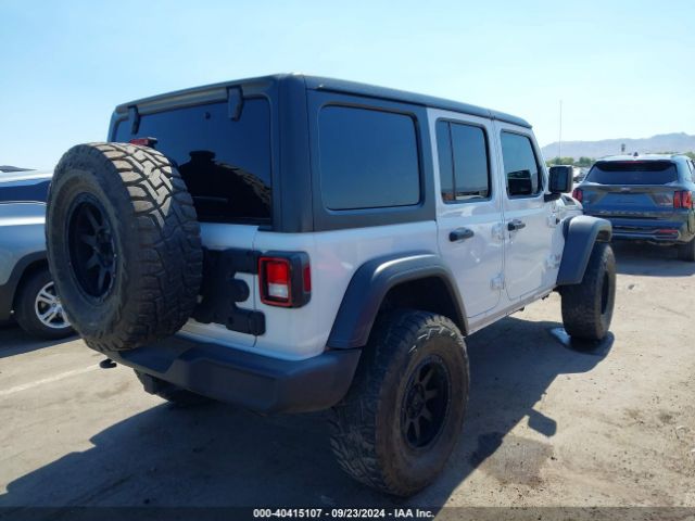 Photo 3 VIN: 1C4HJXDG8JW290647 - JEEP WRANGLER 