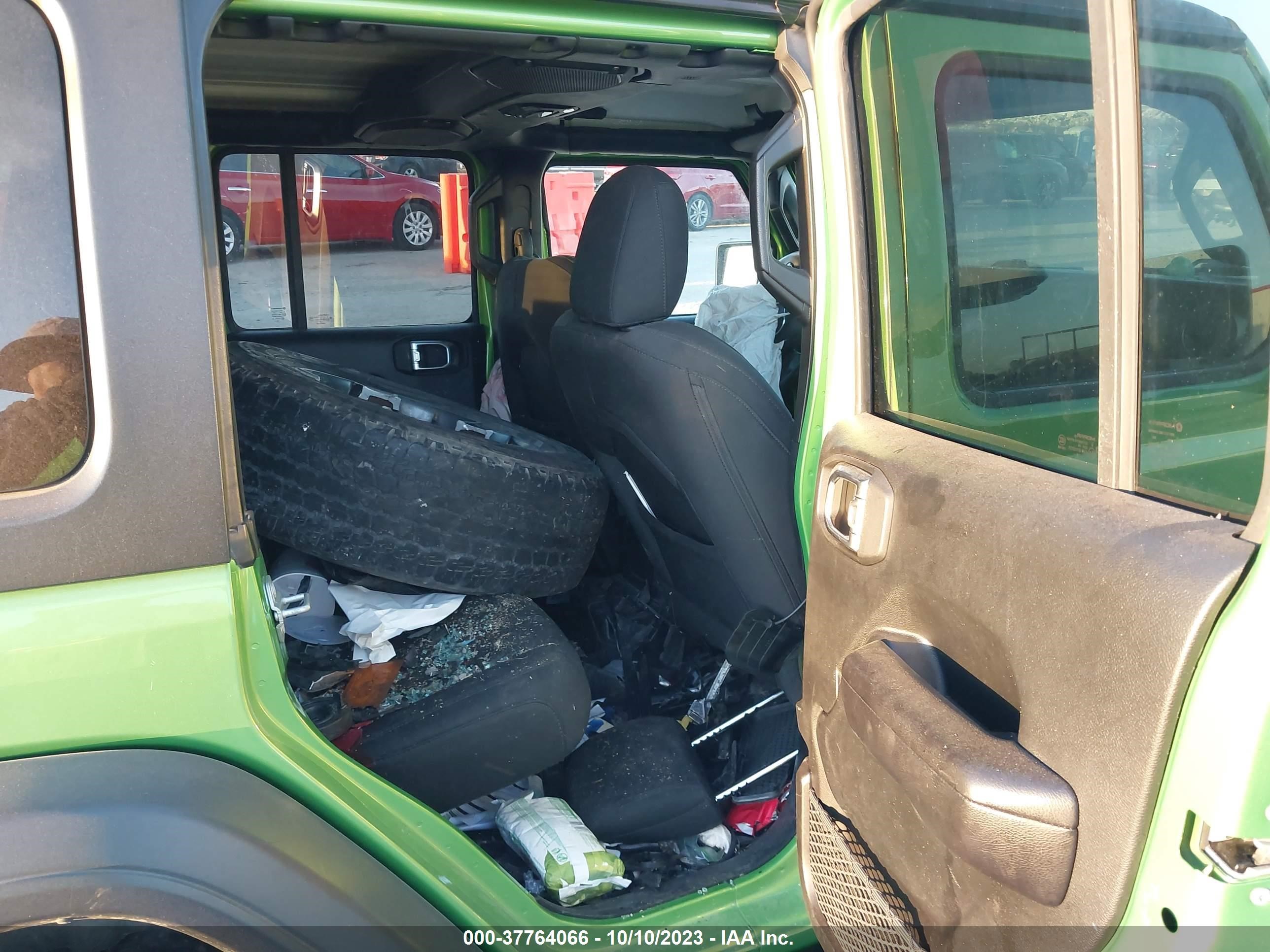 Photo 7 VIN: 1C4HJXDG8KW533889 - JEEP WRANGLER 