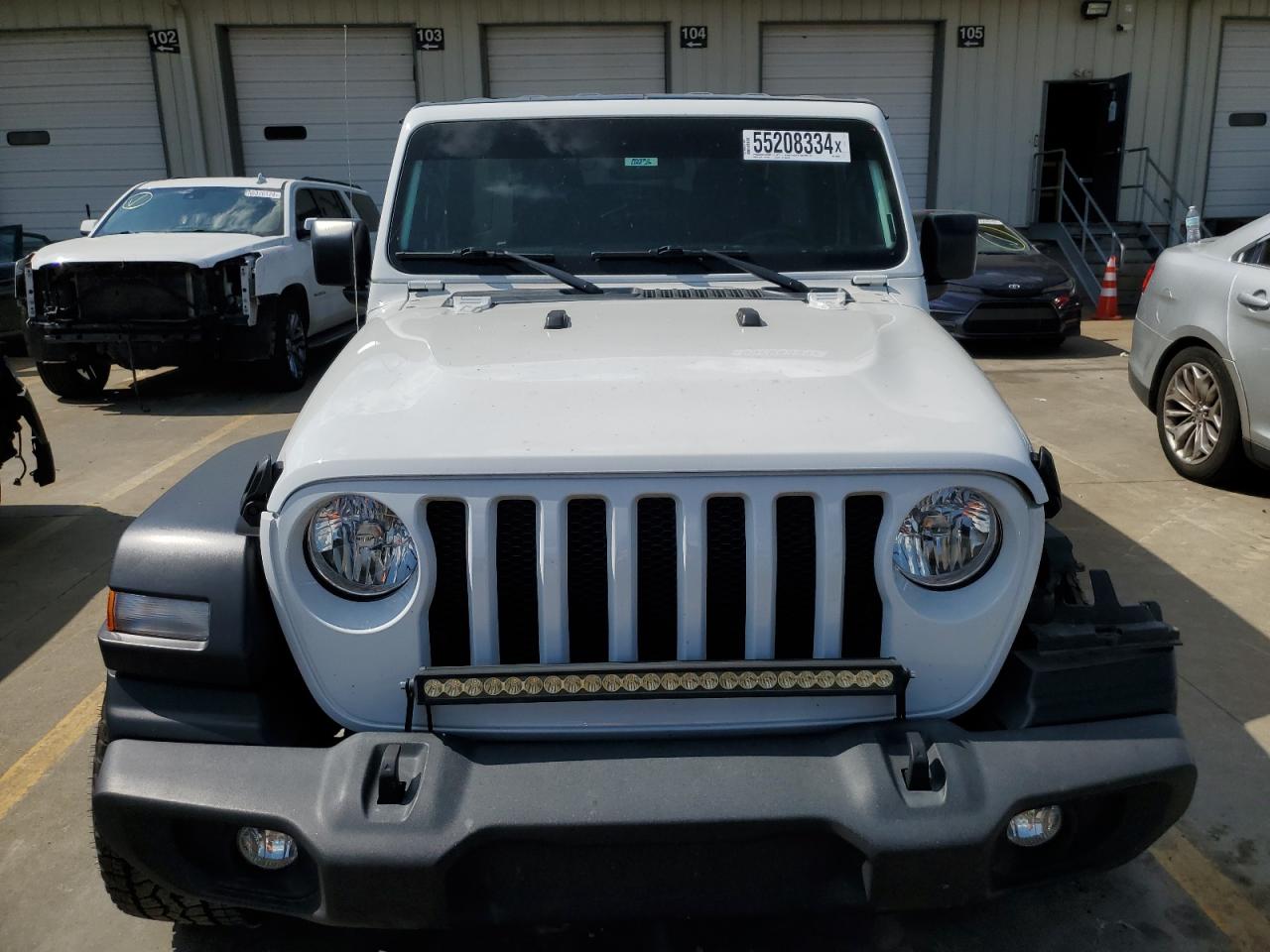 Photo 4 VIN: 1C4HJXDG8KW539188 - JEEP WRANGLER 