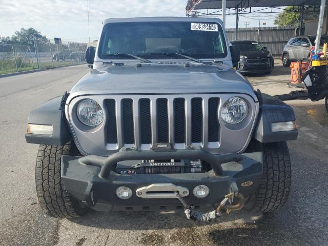 Photo 4 VIN: 1C4HJXDG9JW151188 - JEEP WRANGLER U 