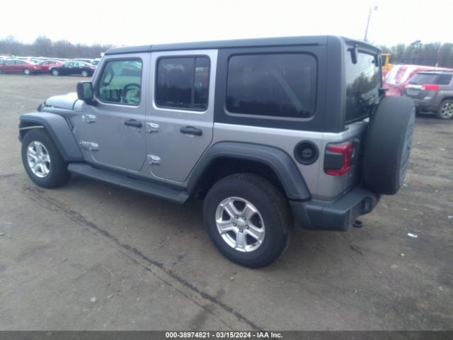 Photo 2 VIN: 1C4HJXDGXJW136859 - JEEP WRANGLER UNLIMITED 