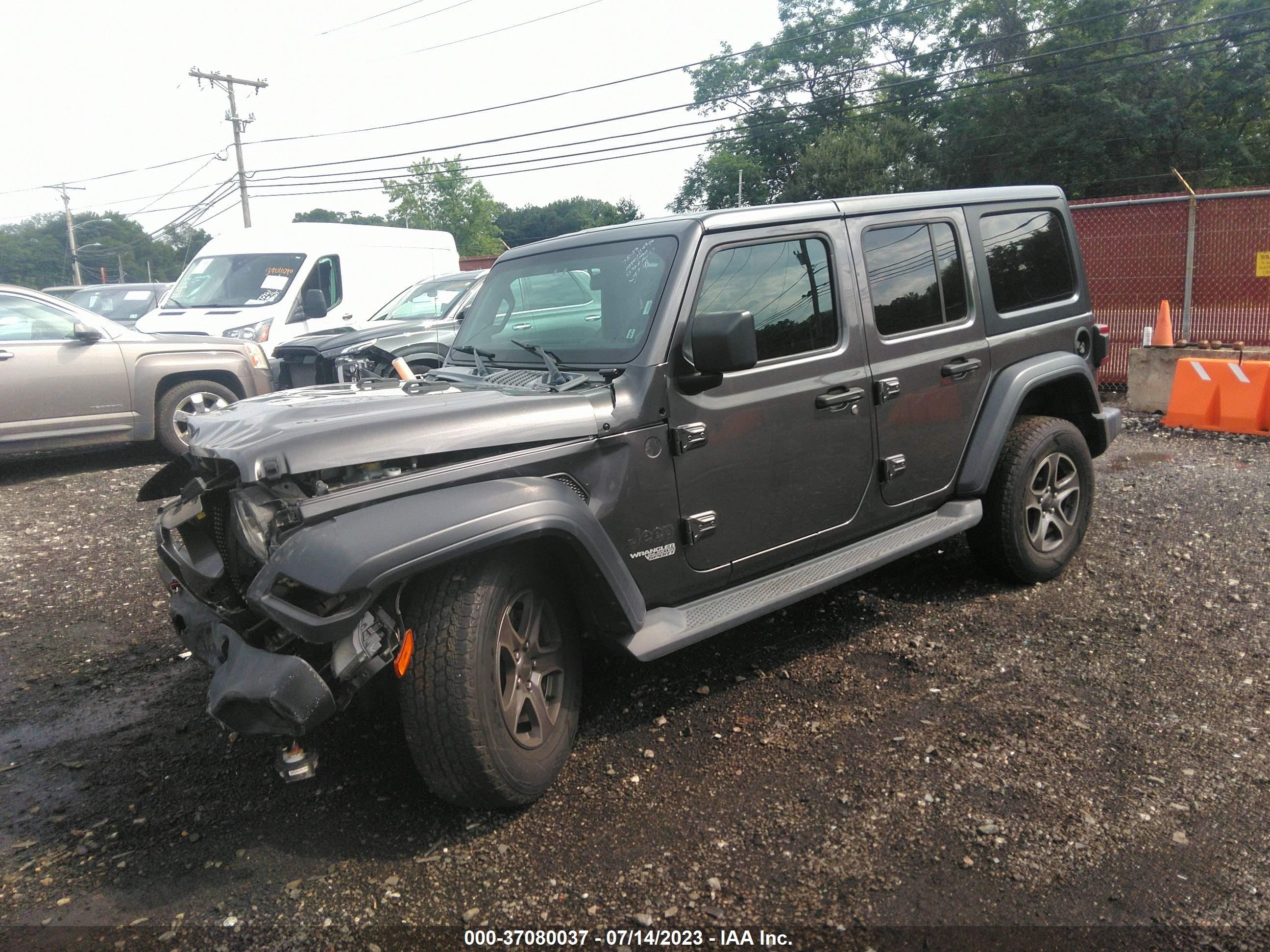 Photo 1 VIN: 1C4HJXDGXJW208952 - JEEP WRANGLER 