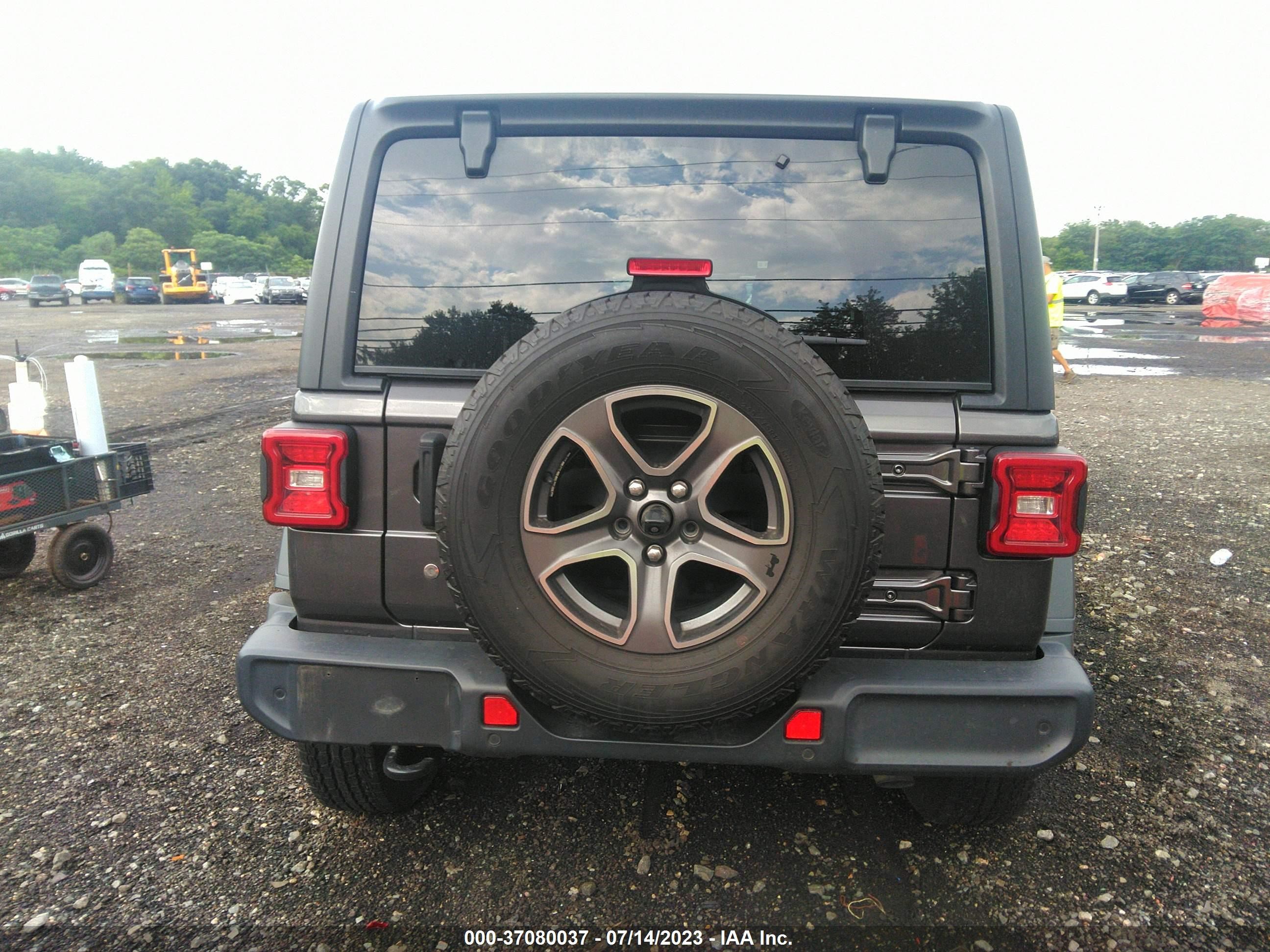 Photo 14 VIN: 1C4HJXDGXJW208952 - JEEP WRANGLER 