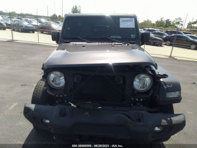 Photo 5 VIN: 1C4HJXDGXJW227162 - JEEP WRANGLER UNLIMITED 