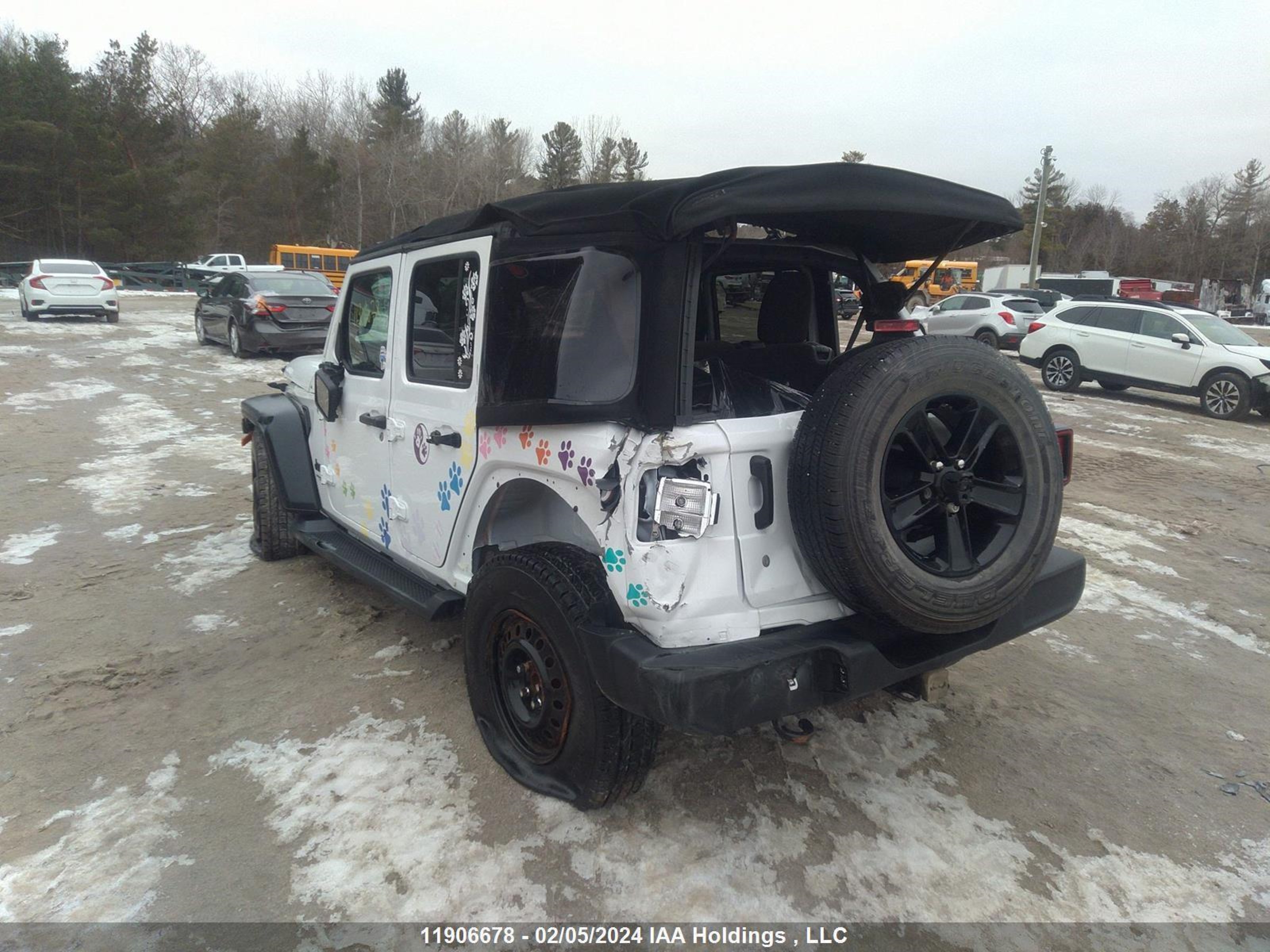 Photo 2 VIN: 1C4HJXDGXKW648980 - JEEP WRANGLER 