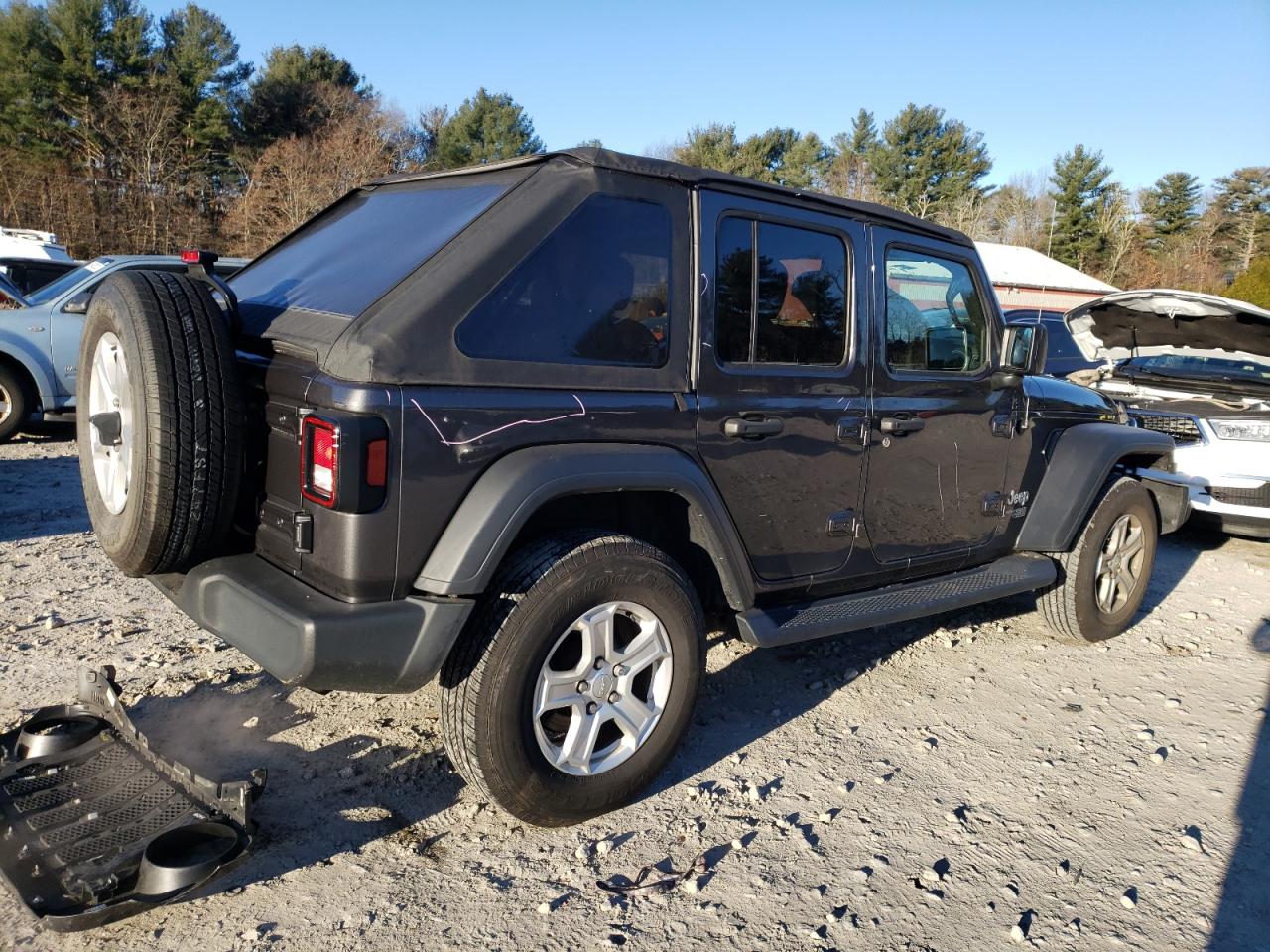 Photo 2 VIN: 1C4HJXDN0JW192209 - JEEP WRANGLER 