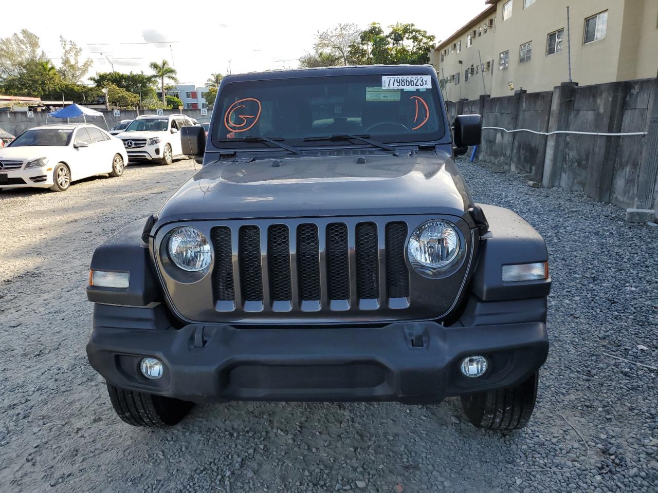 Photo 4 VIN: 1C4HJXDN0KW595401 - JEEP WRANGLER 