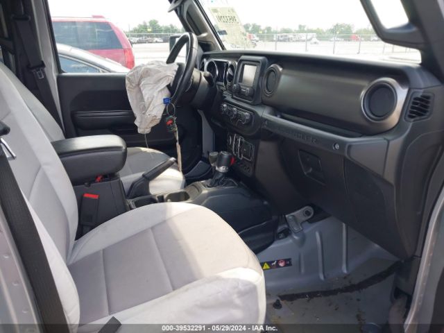 Photo 4 VIN: 1C4HJXDN1KW635159 - JEEP WRANGLER 