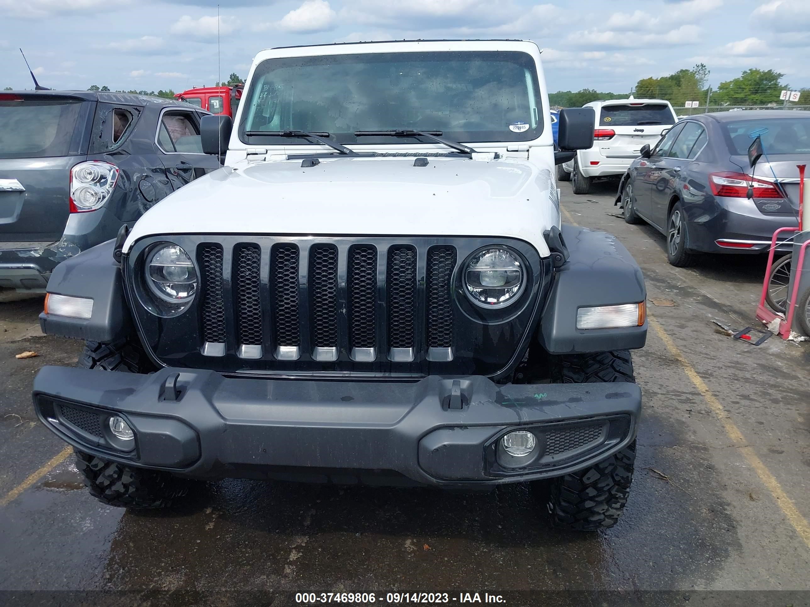 Photo 12 VIN: 1C4HJXDN6NW132649 - JEEP WRANGLER 