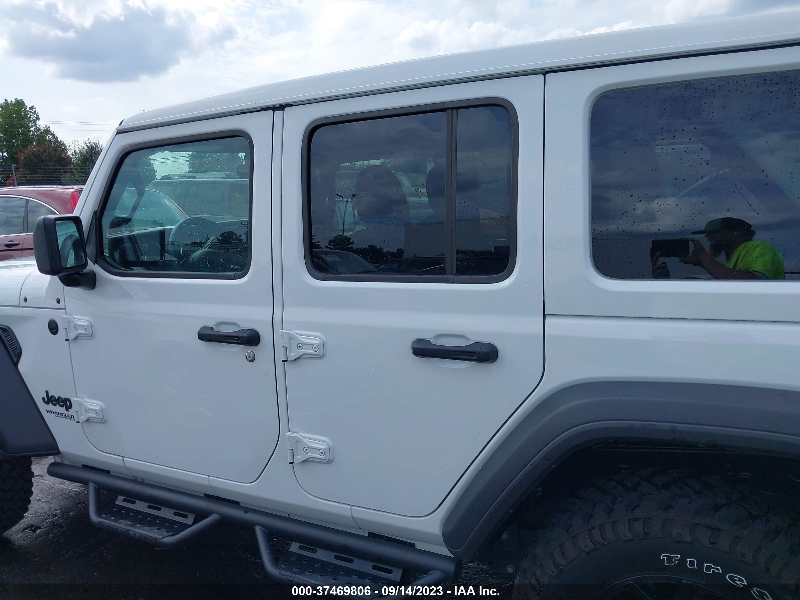 Photo 14 VIN: 1C4HJXDN6NW132649 - JEEP WRANGLER 