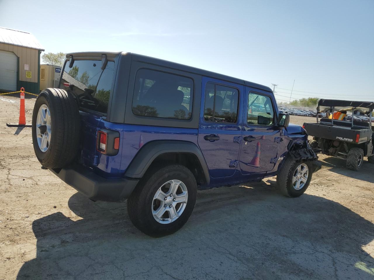 Photo 2 VIN: 1C4HJXDN9KW652243 - JEEP WRANGLER 