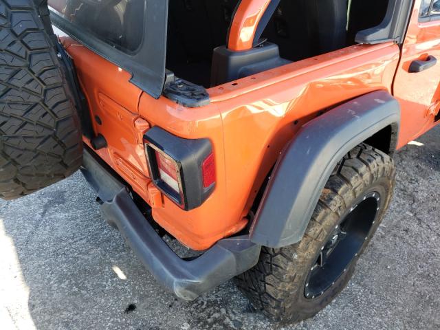 Photo 8 VIN: 1C4HJXDNXJW266798 - JEEP WRANGLER UNLIMITED 