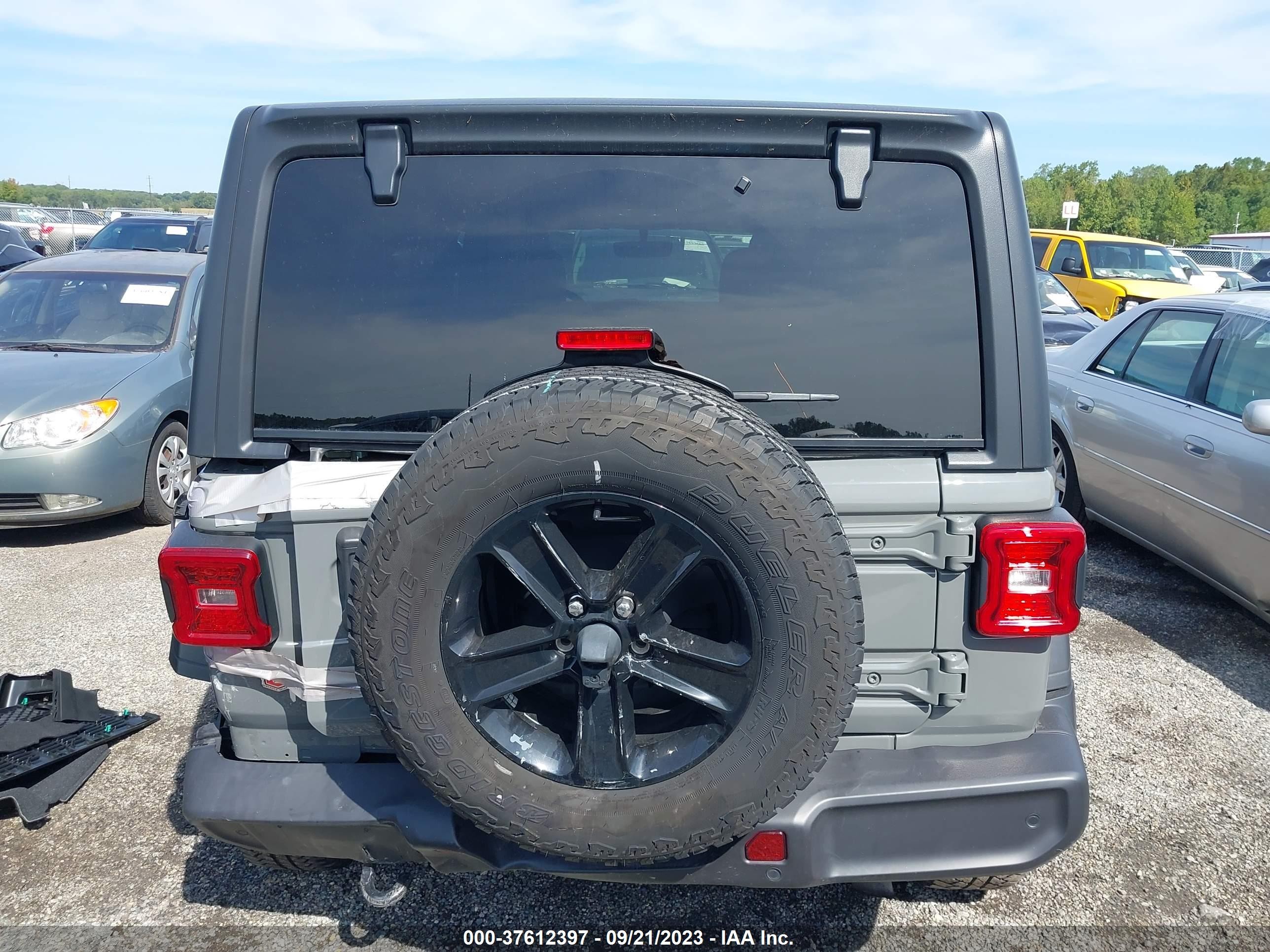 Photo 15 VIN: 1C4HJXDNXMW577300 - JEEP WRANGLER 