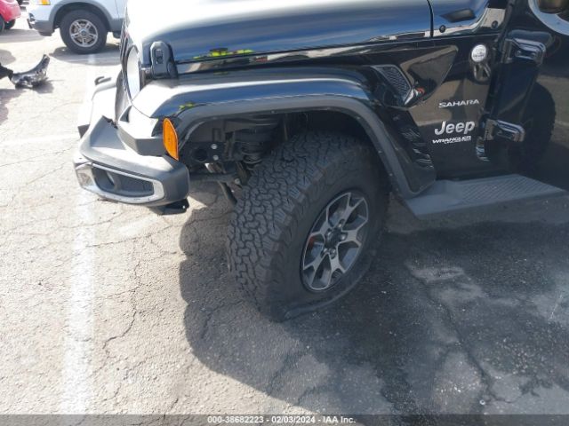 Photo 5 VIN: 1C4HJXEG0JW130468 - JEEP WRANGLER 