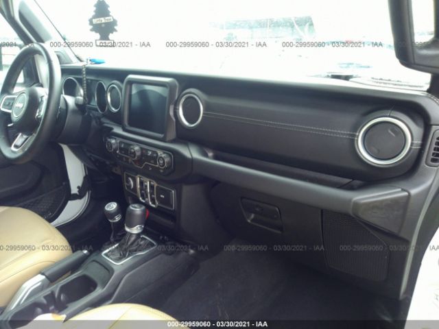 Photo 4 VIN: 1C4HJXEG0JW143592 - JEEP WRANGLER UNLIMITED 