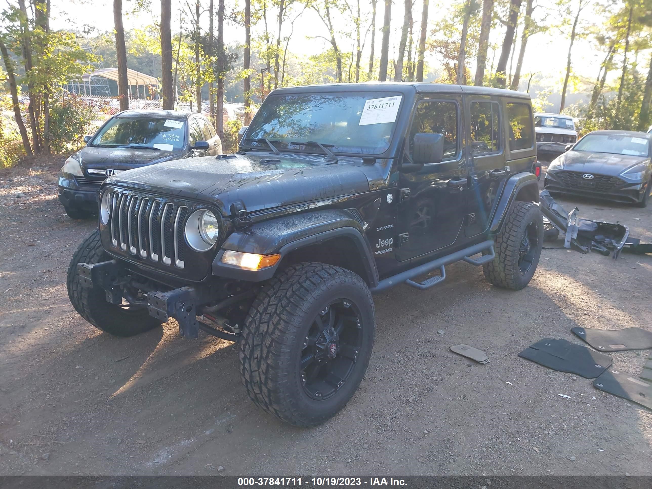 Photo 1 VIN: 1C4HJXEG1JW121309 - JEEP WRANGLER 