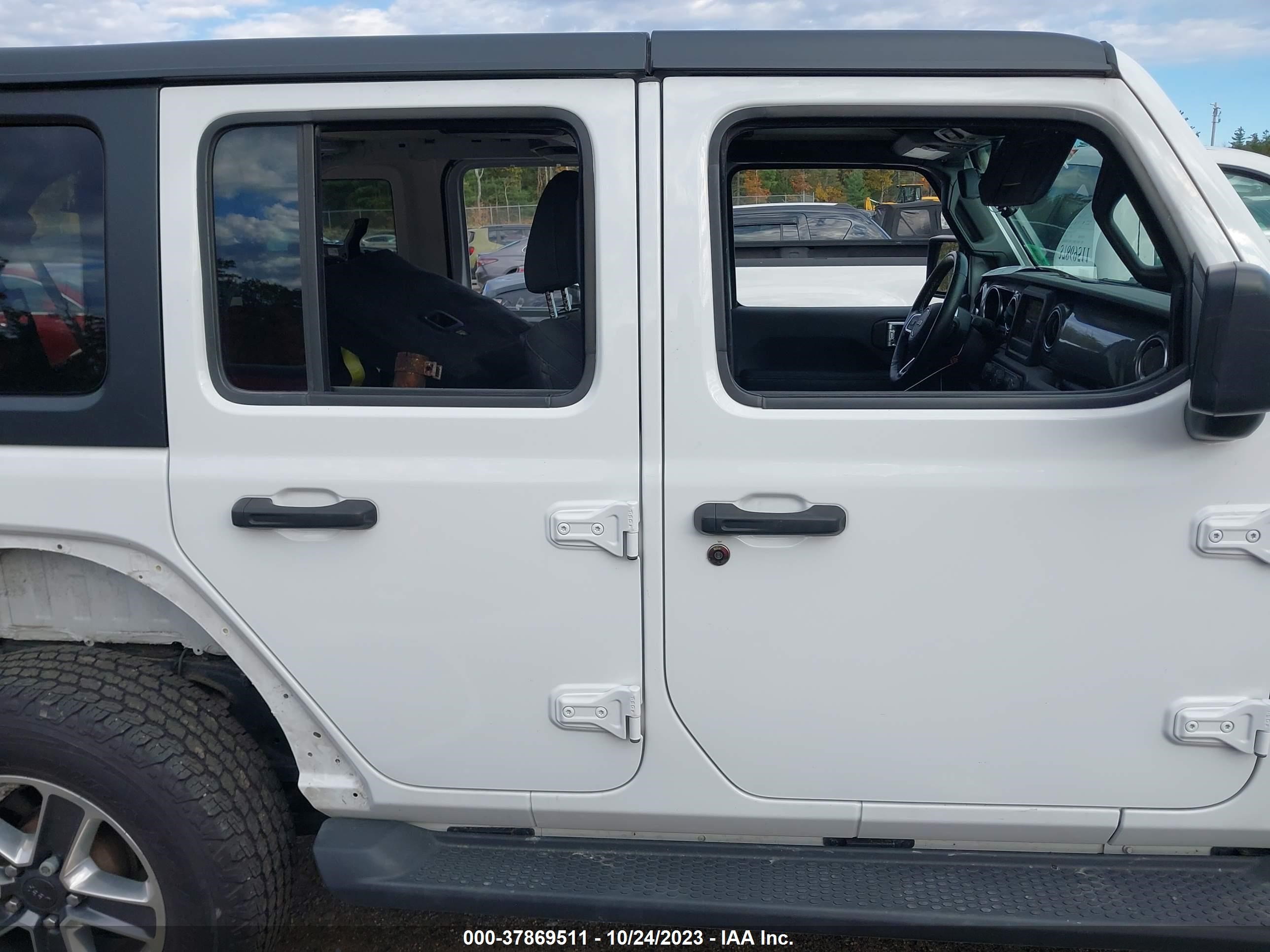 Photo 12 VIN: 1C4HJXEG1MW502050 - JEEP WRANGLER 