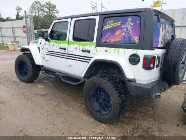 Photo 2 VIN: 1C4HJXEG1PW571115 - JEEP WRANGLER 