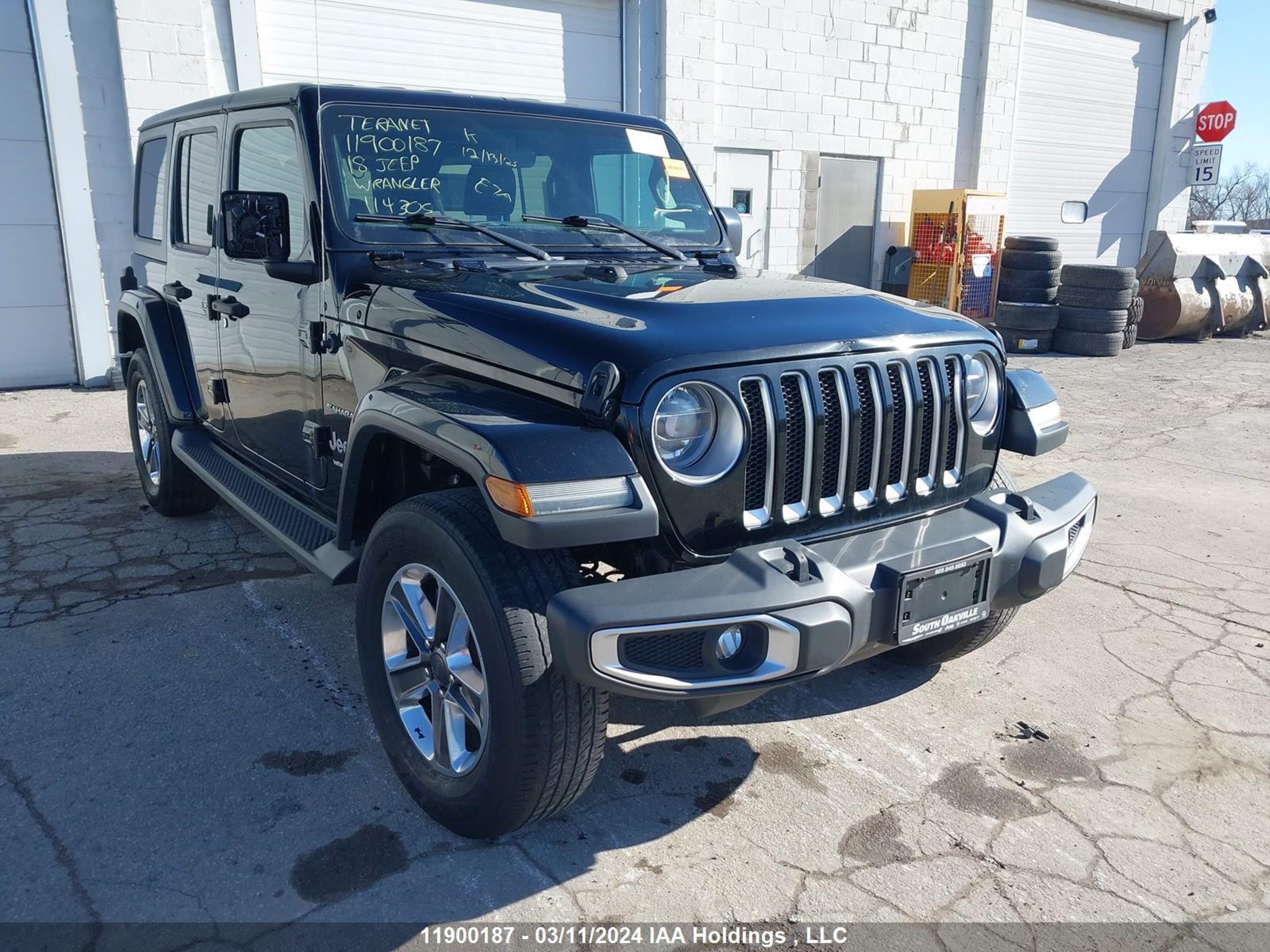 Photo 0 VIN: 1C4HJXEG2JW114305 - JEEP WRANGLER 