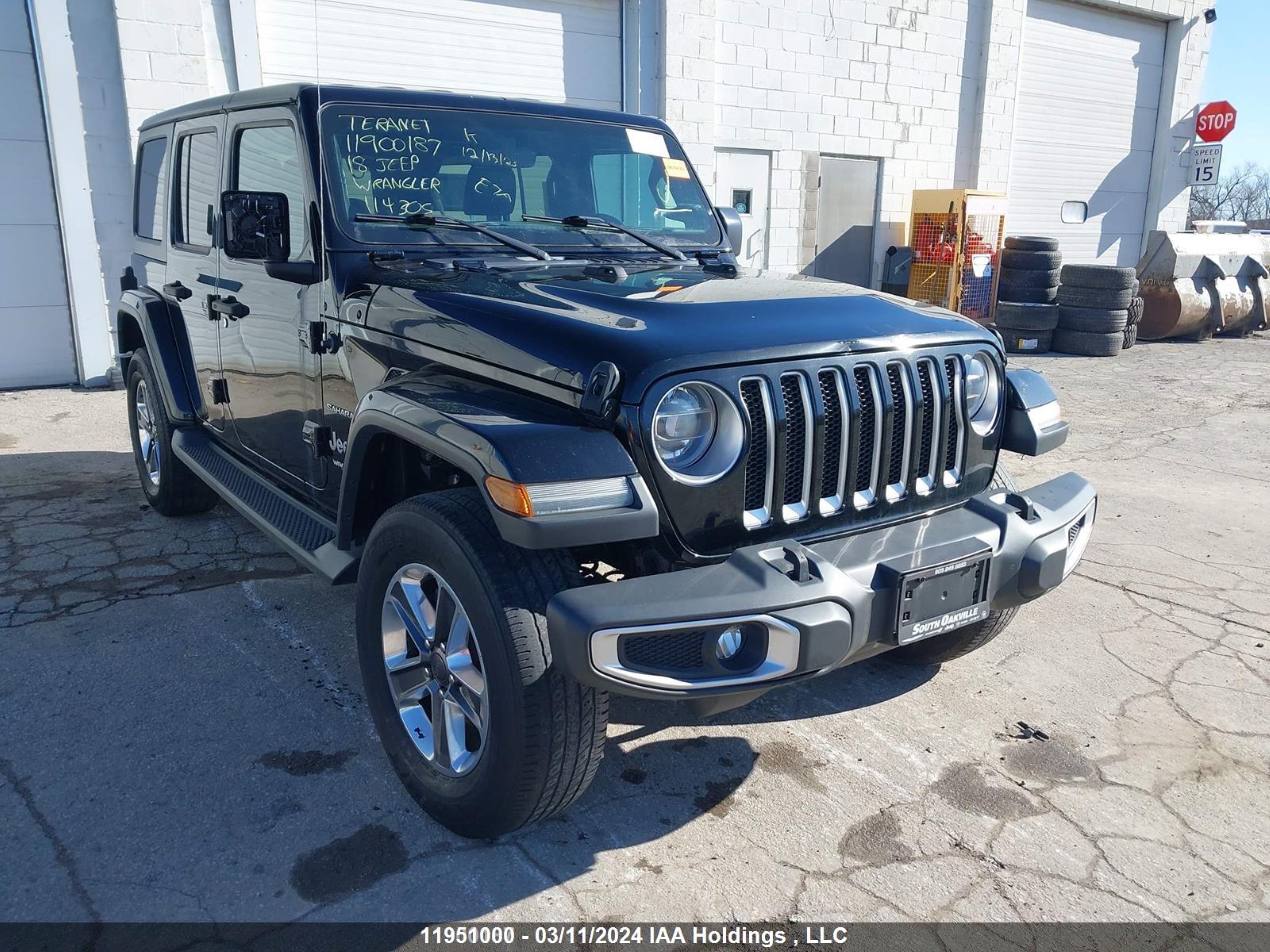 Photo 1 VIN: 1C4HJXEG2JW114305 - JEEP WRANGLER 