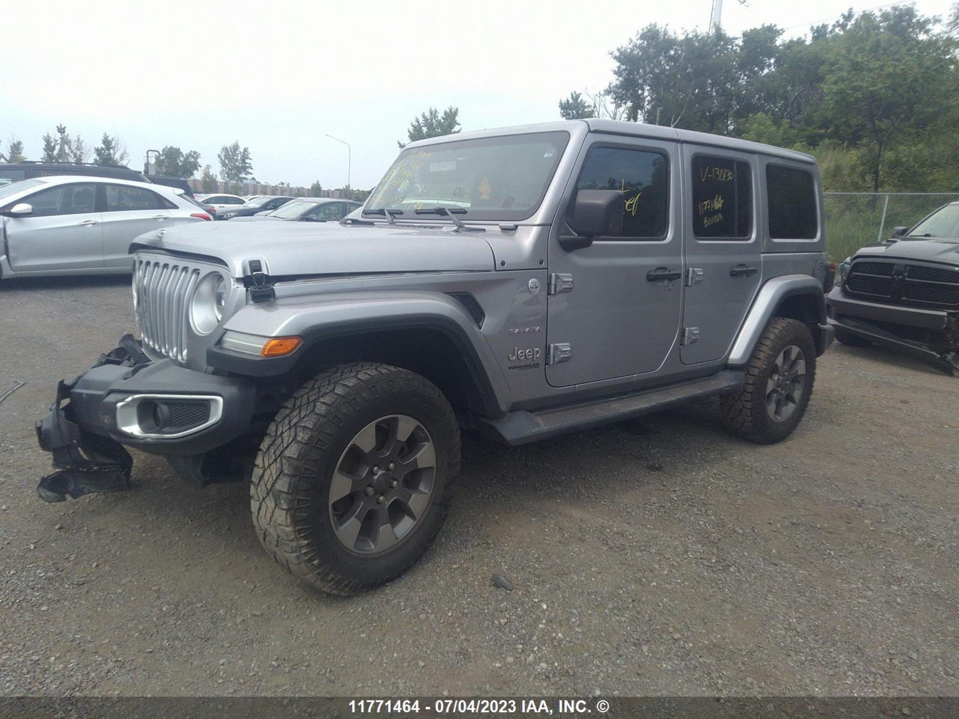 Photo 1 VIN: 1C4HJXEG3JW138130 - JEEP WRANGLER 