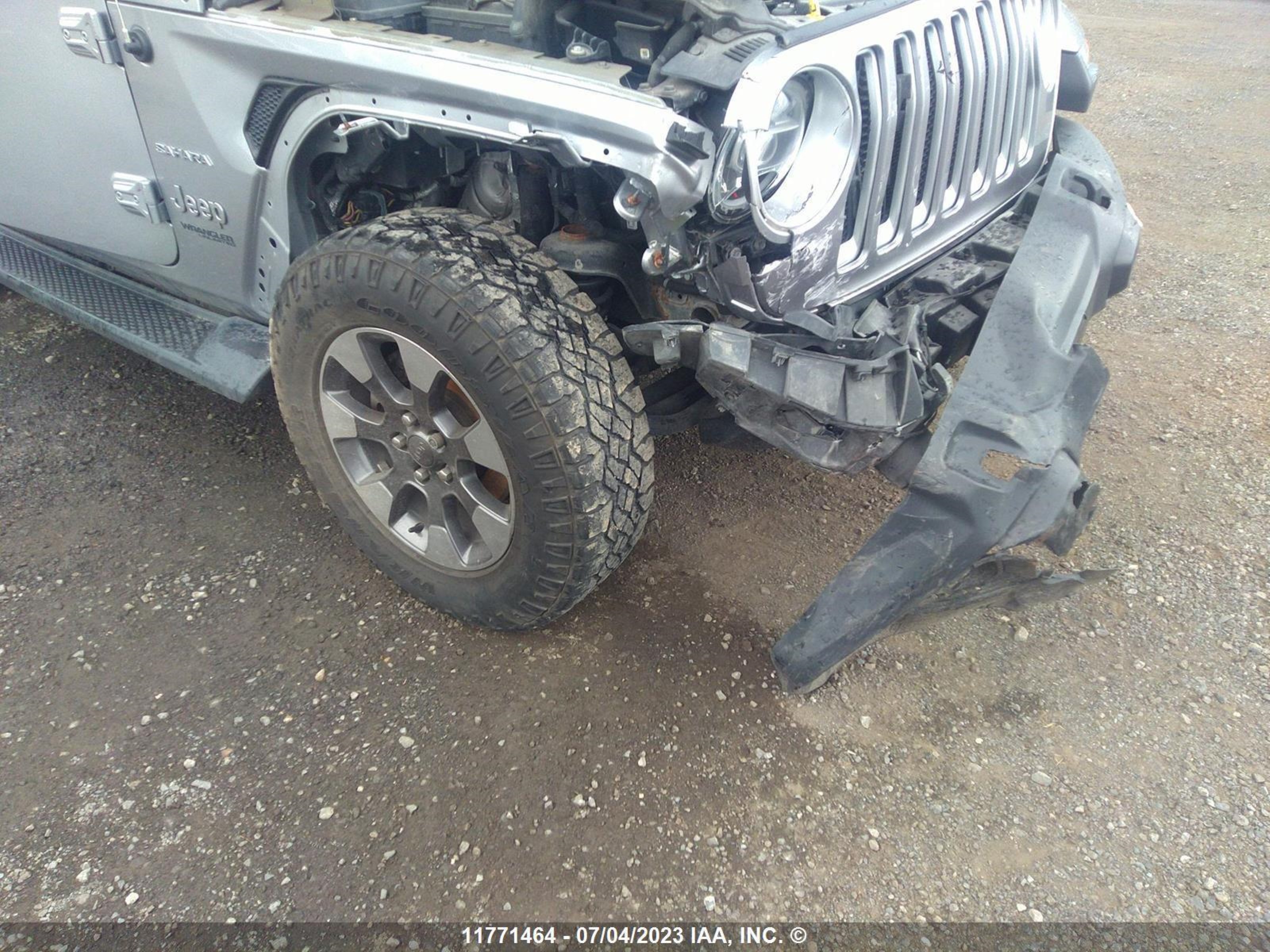 Photo 5 VIN: 1C4HJXEG3JW138130 - JEEP WRANGLER 