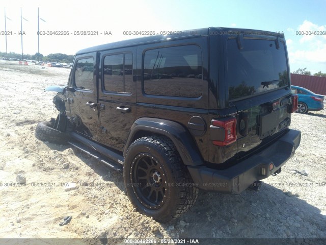 Photo 2 VIN: 1C4HJXEG3KW582884 - JEEP WRANGLER UNLIMITED 