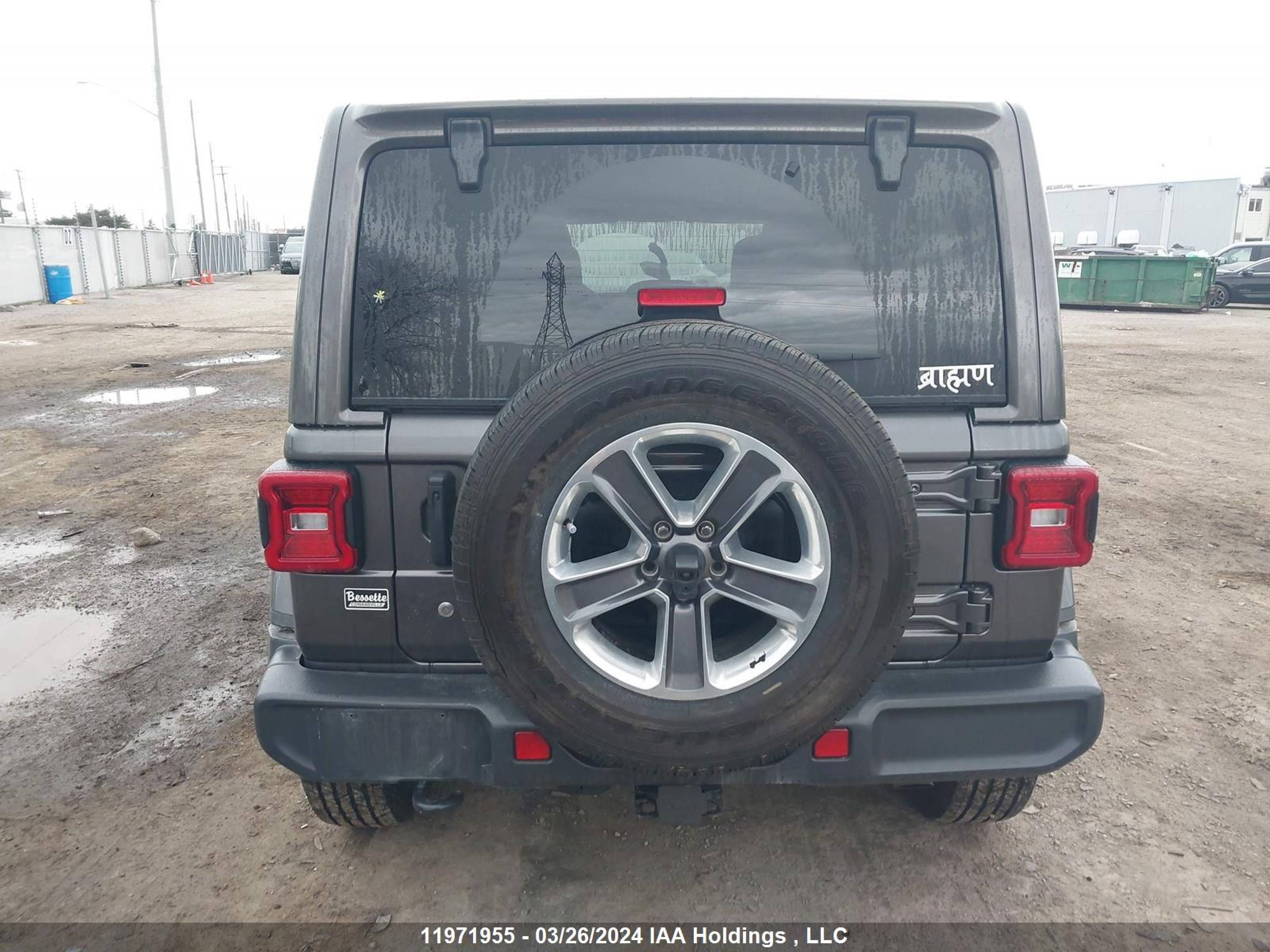 Photo 16 VIN: 1C4HJXEG3KW602308 - JEEP WRANGLER 