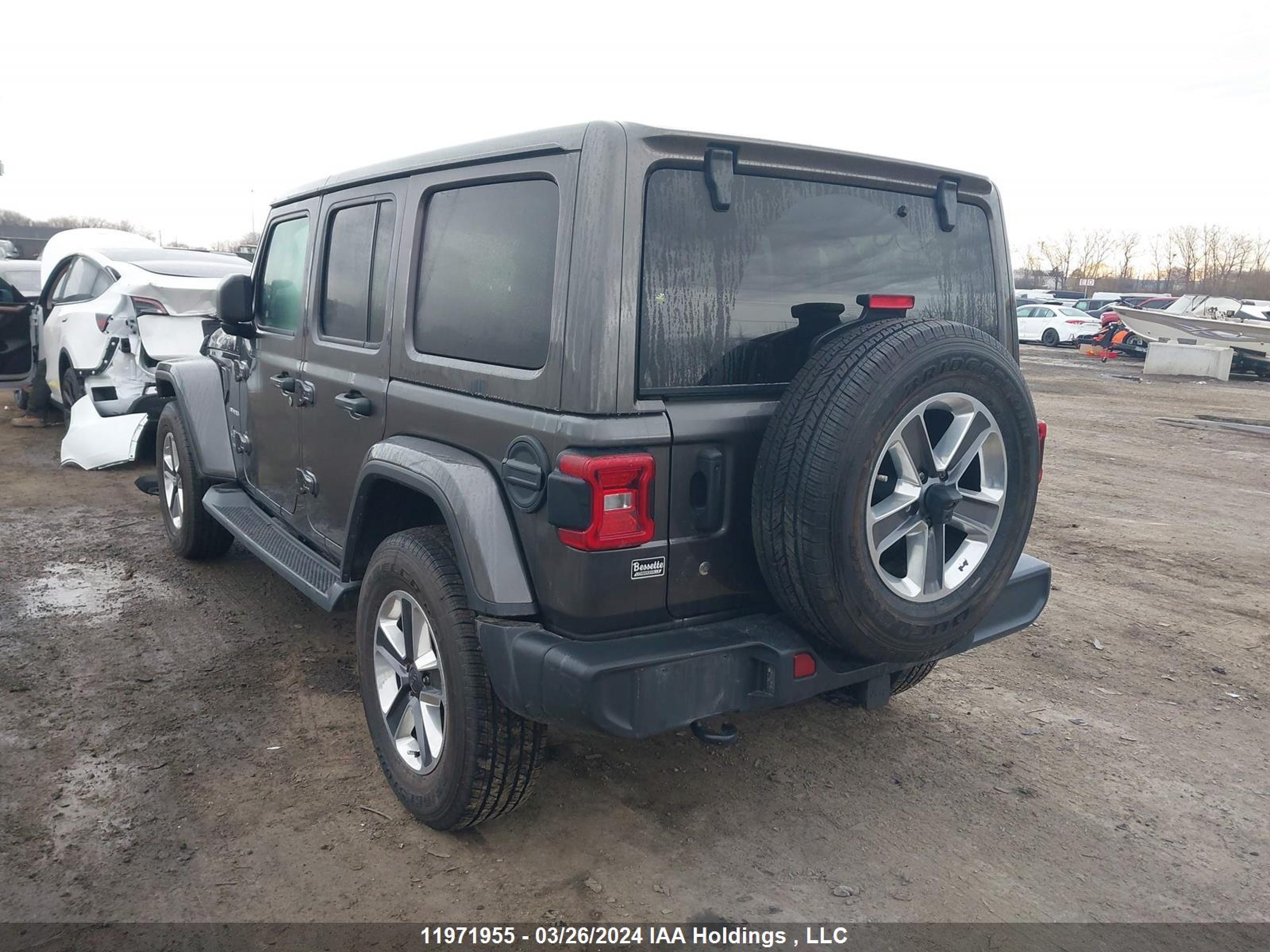 Photo 2 VIN: 1C4HJXEG3KW602308 - JEEP WRANGLER 