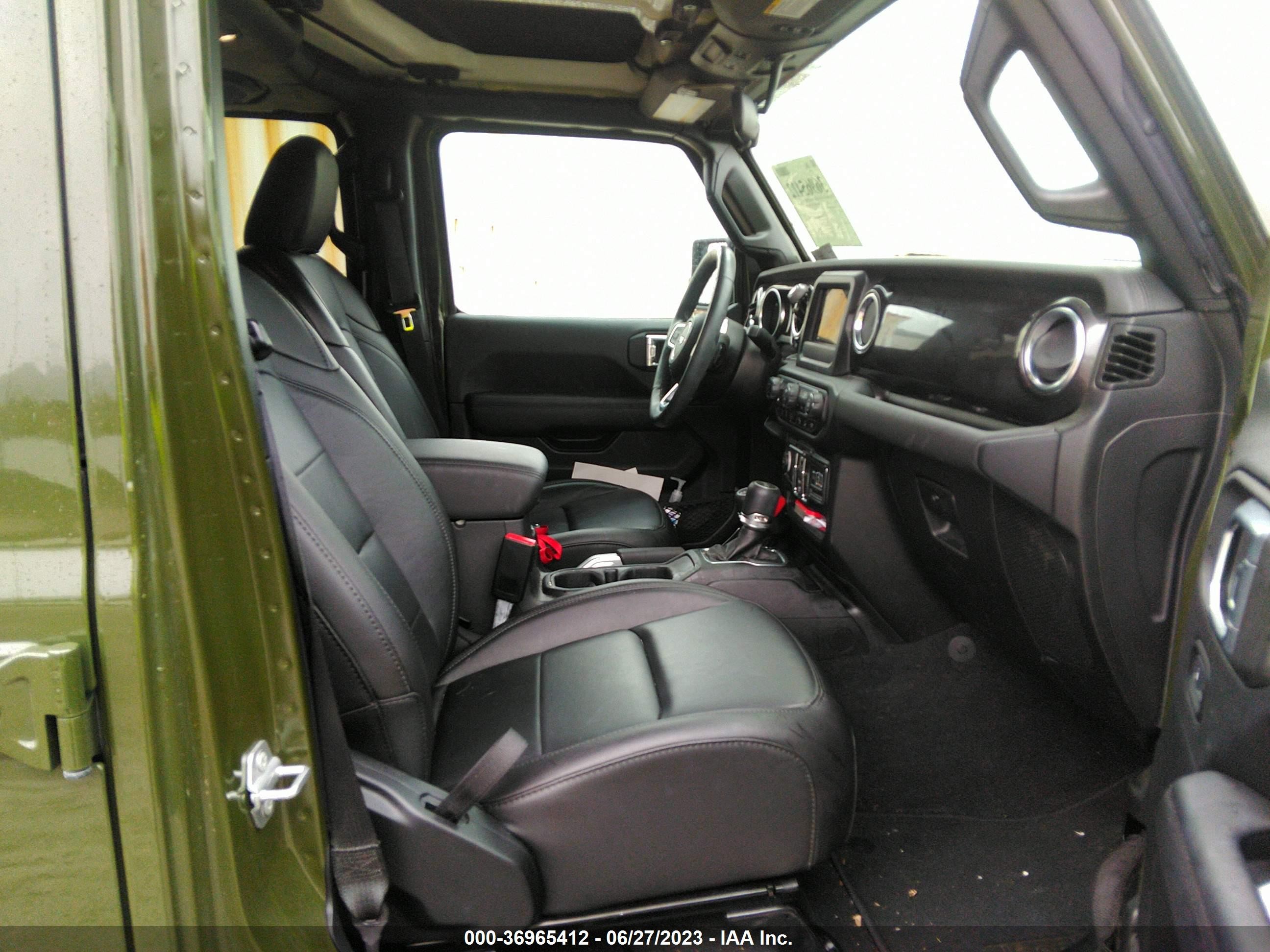 Photo 4 VIN: 1C4HJXEG3MW605924 - JEEP WRANGLER 