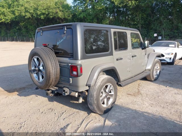 Photo 3 VIN: 1C4HJXEG4JW220979 - JEEP WRANGLER 