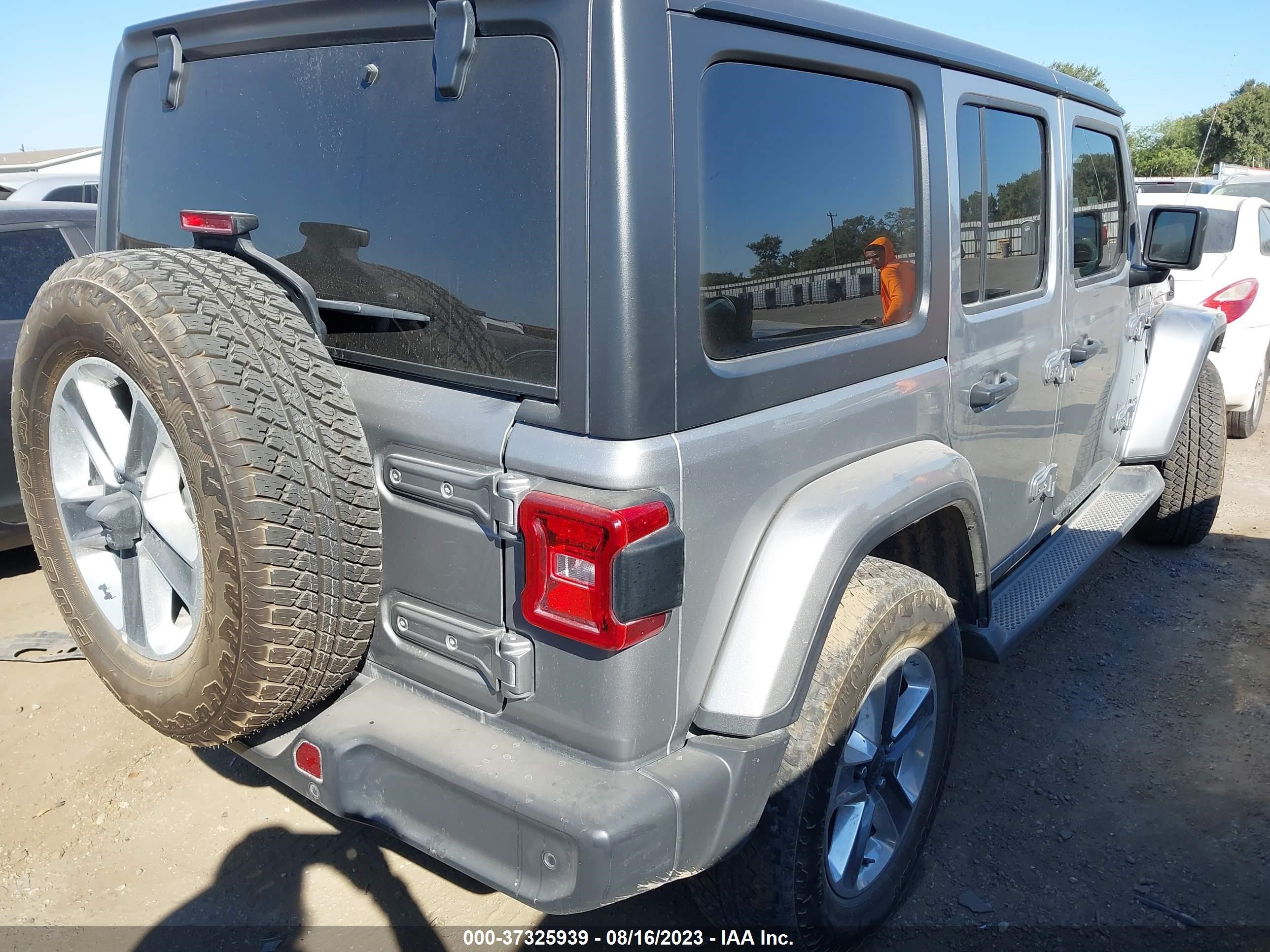 Photo 3 VIN: 1C4HJXEG4LW297774 - JEEP WRANGLER 