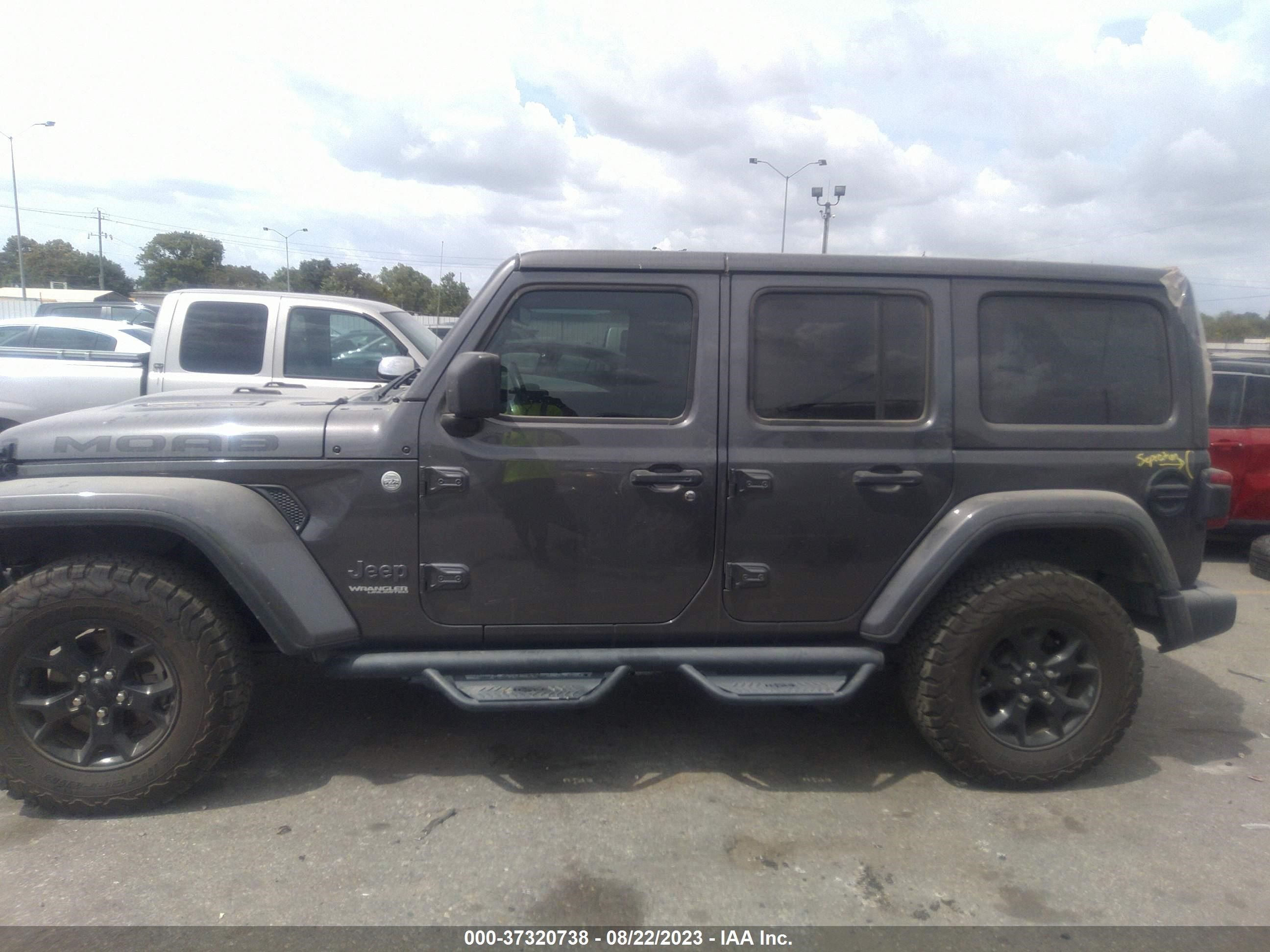 Photo 13 VIN: 1C4HJXEG5JW314790 - JEEP WRANGLER 