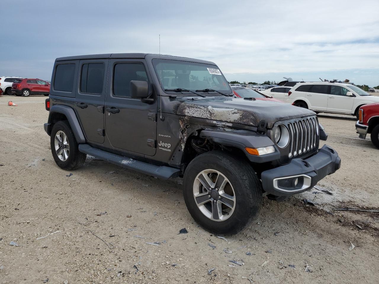 Photo 3 VIN: 1C4HJXEG6JW206713 - JEEP WRANGLER 