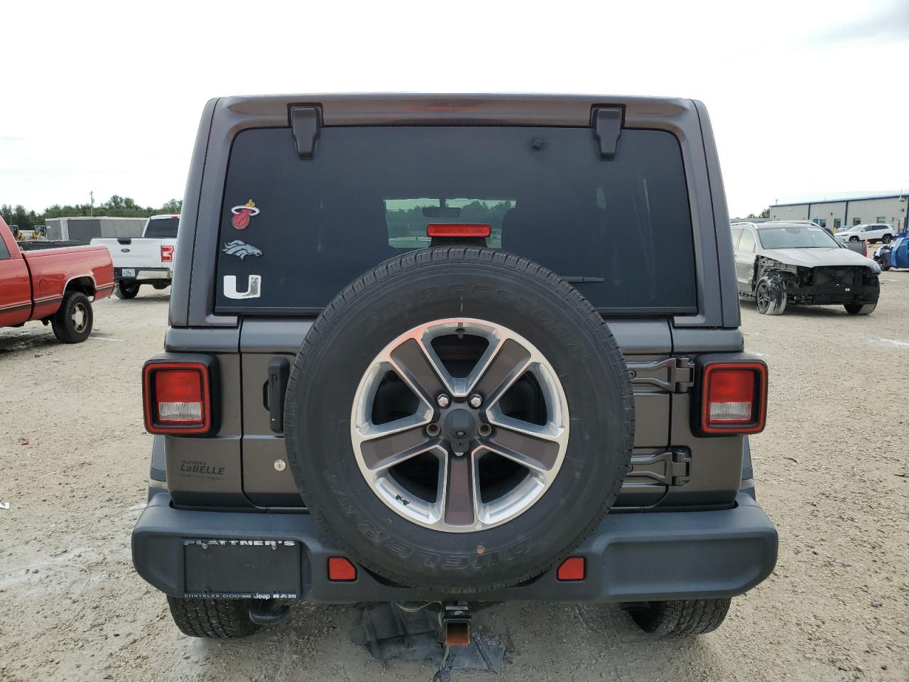 Photo 5 VIN: 1C4HJXEG6JW206713 - JEEP WRANGLER 