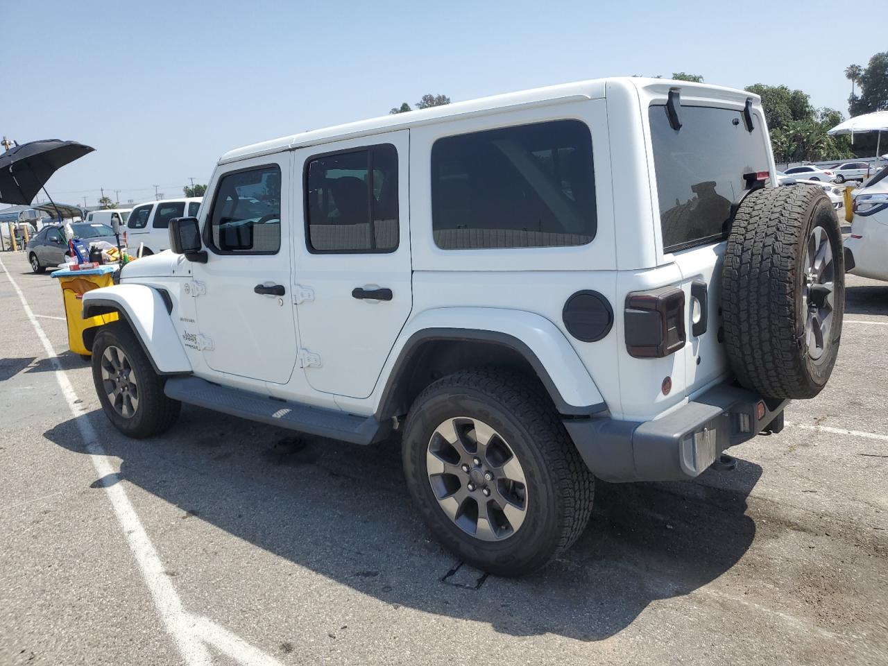 Photo 1 VIN: 1C4HJXEG7JW174953 - JEEP WRANGLER 