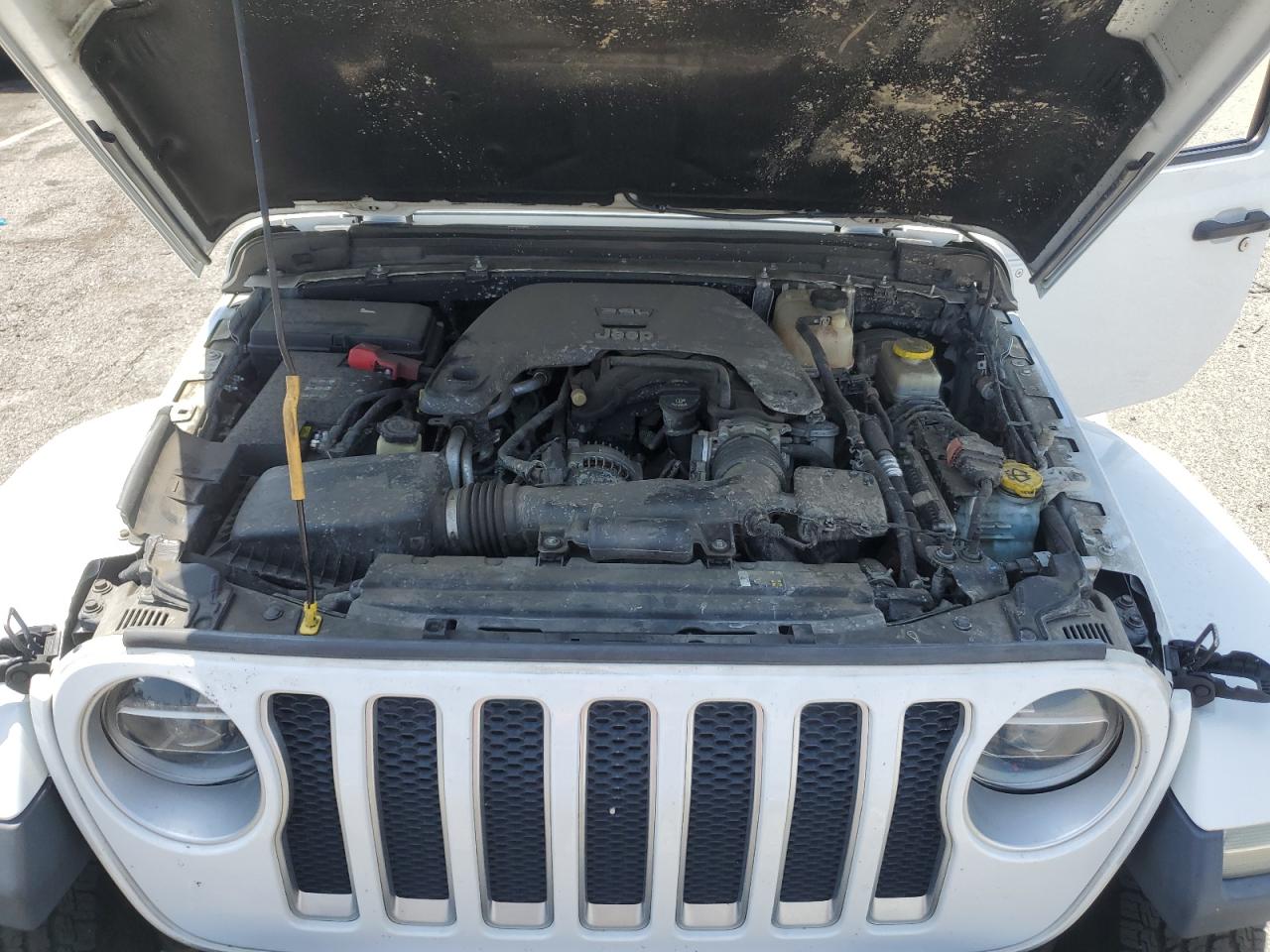 Photo 11 VIN: 1C4HJXEG7JW174953 - JEEP WRANGLER 