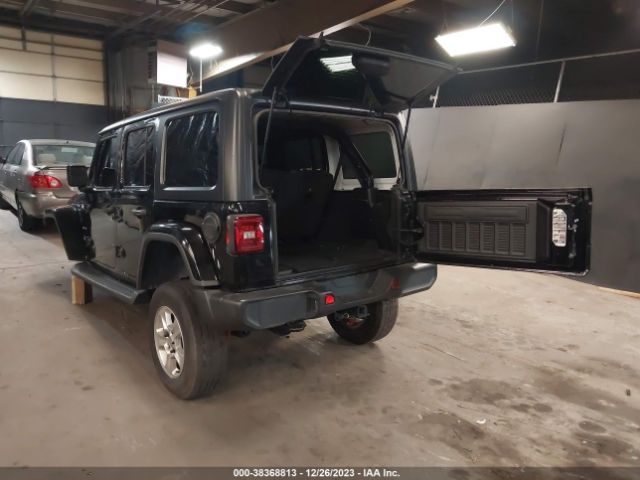 Photo 2 VIN: 1C4HJXEG8JW154856 - JEEP WRANGLER UNLIMITED 