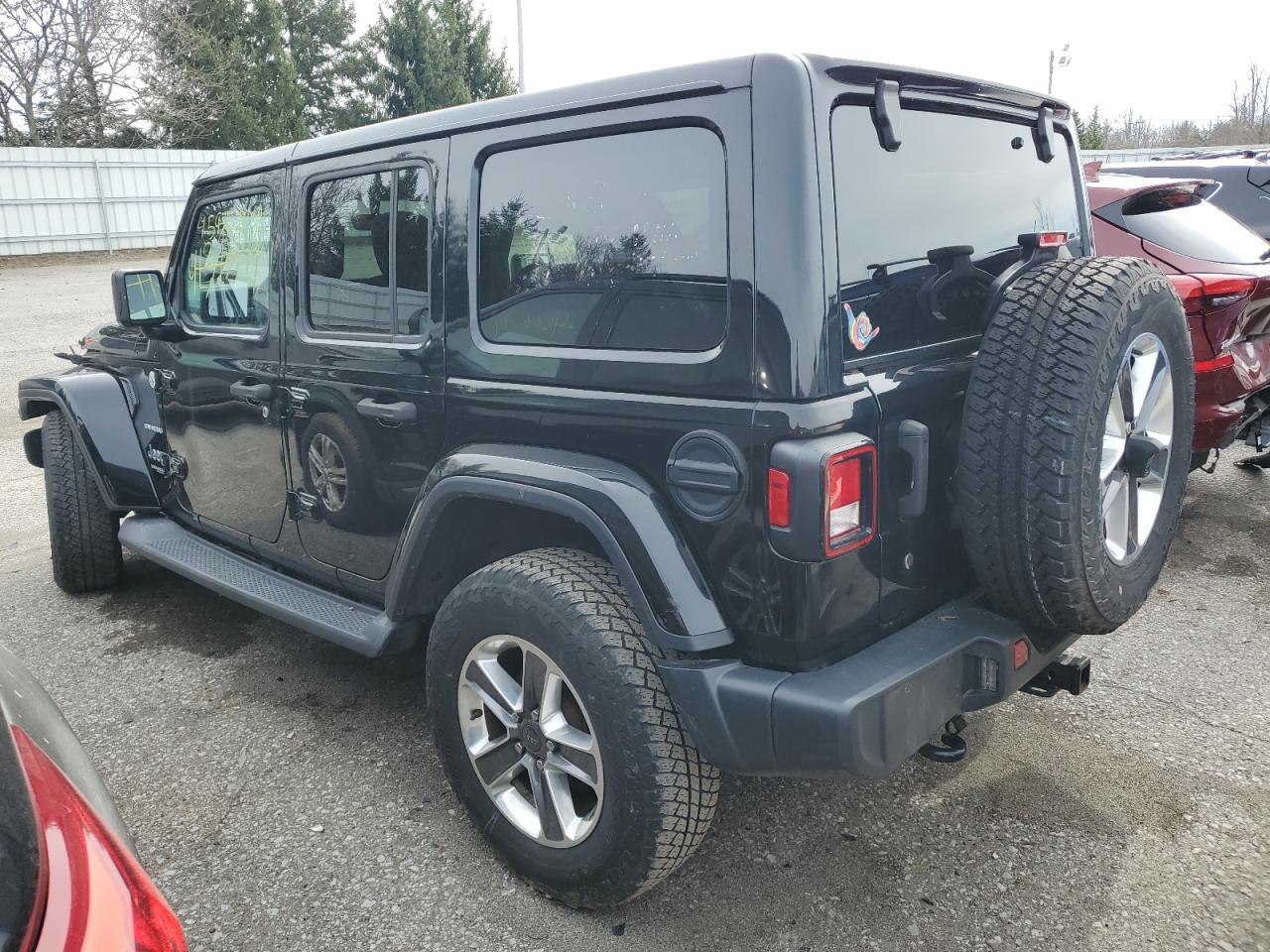 Photo 2 VIN: 1C4HJXEG8KW611487 - JEEP WRANGLER 