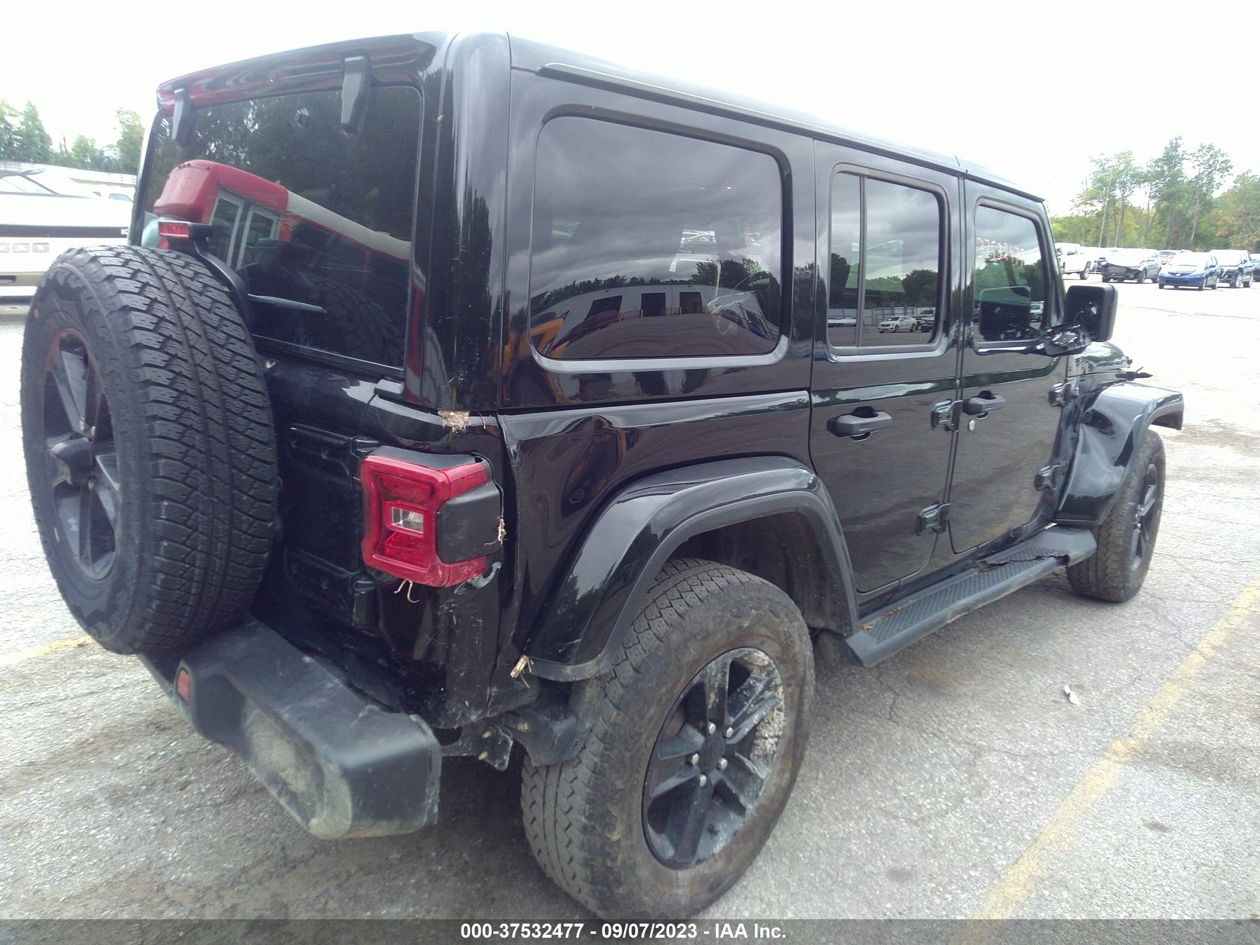 Photo 3 VIN: 1C4HJXEG8MW613288 - JEEP WRANGLER 