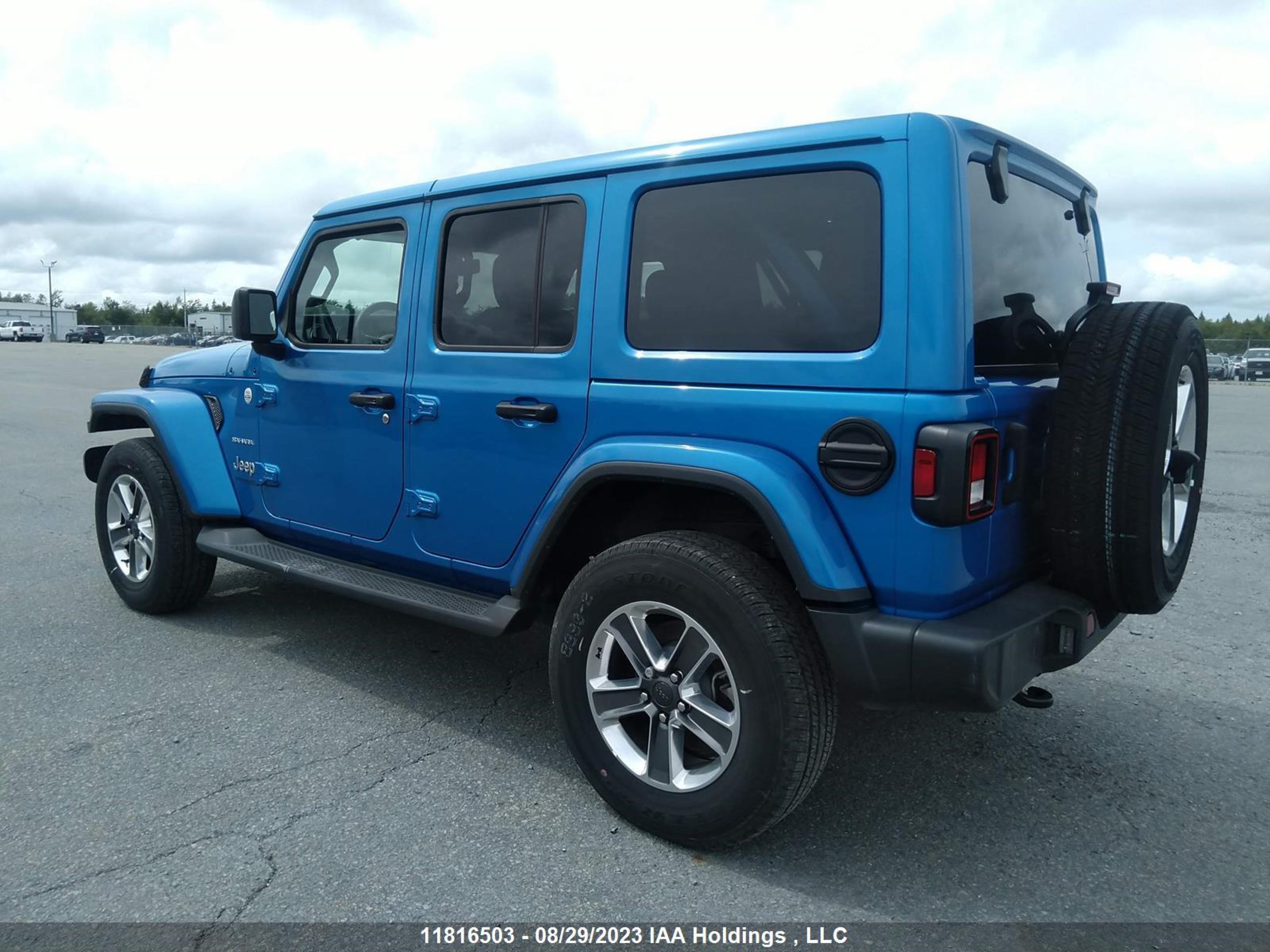 Photo 2 VIN: 1C4HJXEG8NW251108 - JEEP WRANGLER 